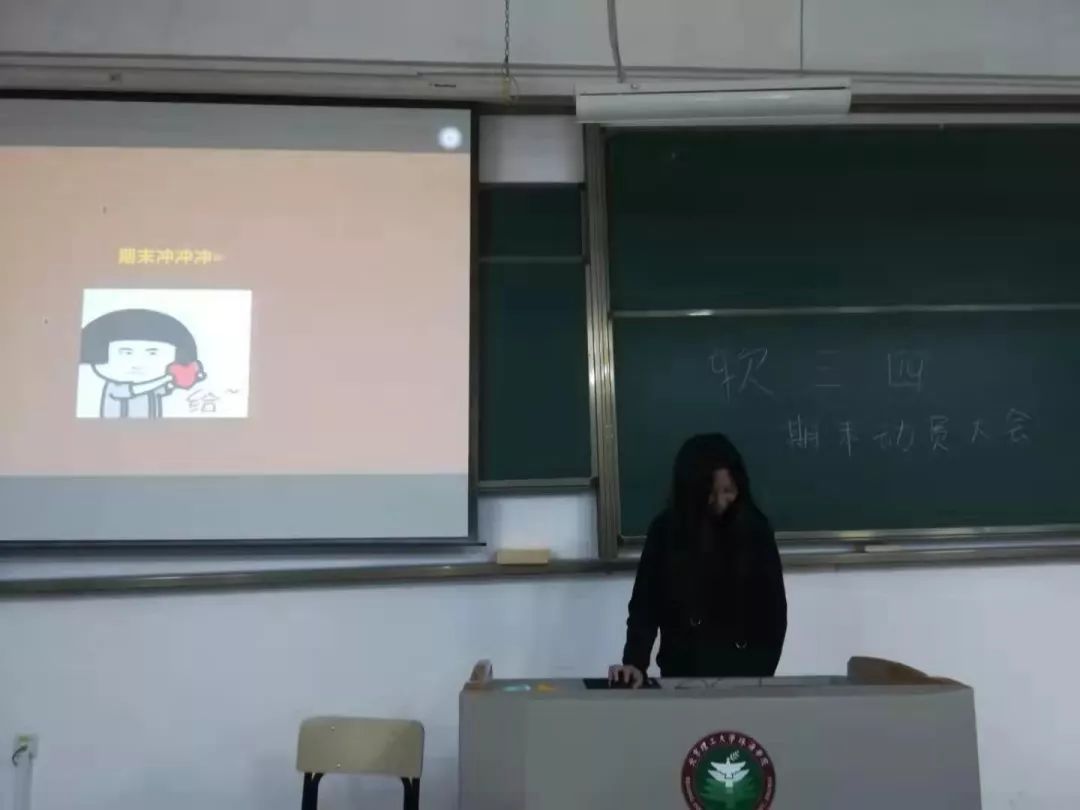 \ \